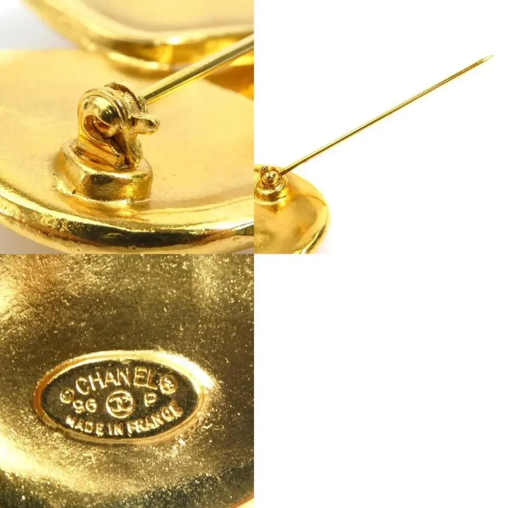 CHANEL Gold Logo Brooch